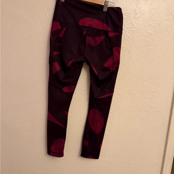 lululemon athletica Leggings - Picture 6 of 9